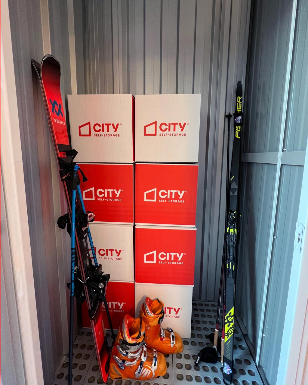 Vinterlagring av ski og utstyr